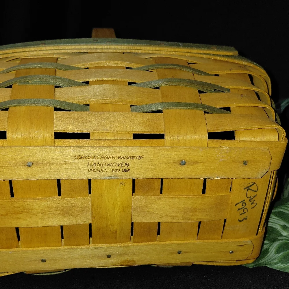 Cute Smaller Vintage 1993 Longaberger Market Basket